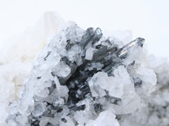 휘안석-2(stibnite) 사진