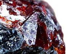 홍아연석(zincite) 사진