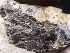탄탈라이트(tantalite) 사진