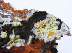 울페나이트(wulfenite) 사진