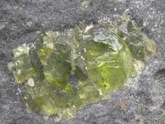 감람석(olivine) 사진