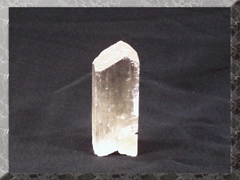 리티아휘석(spodumene) 사진